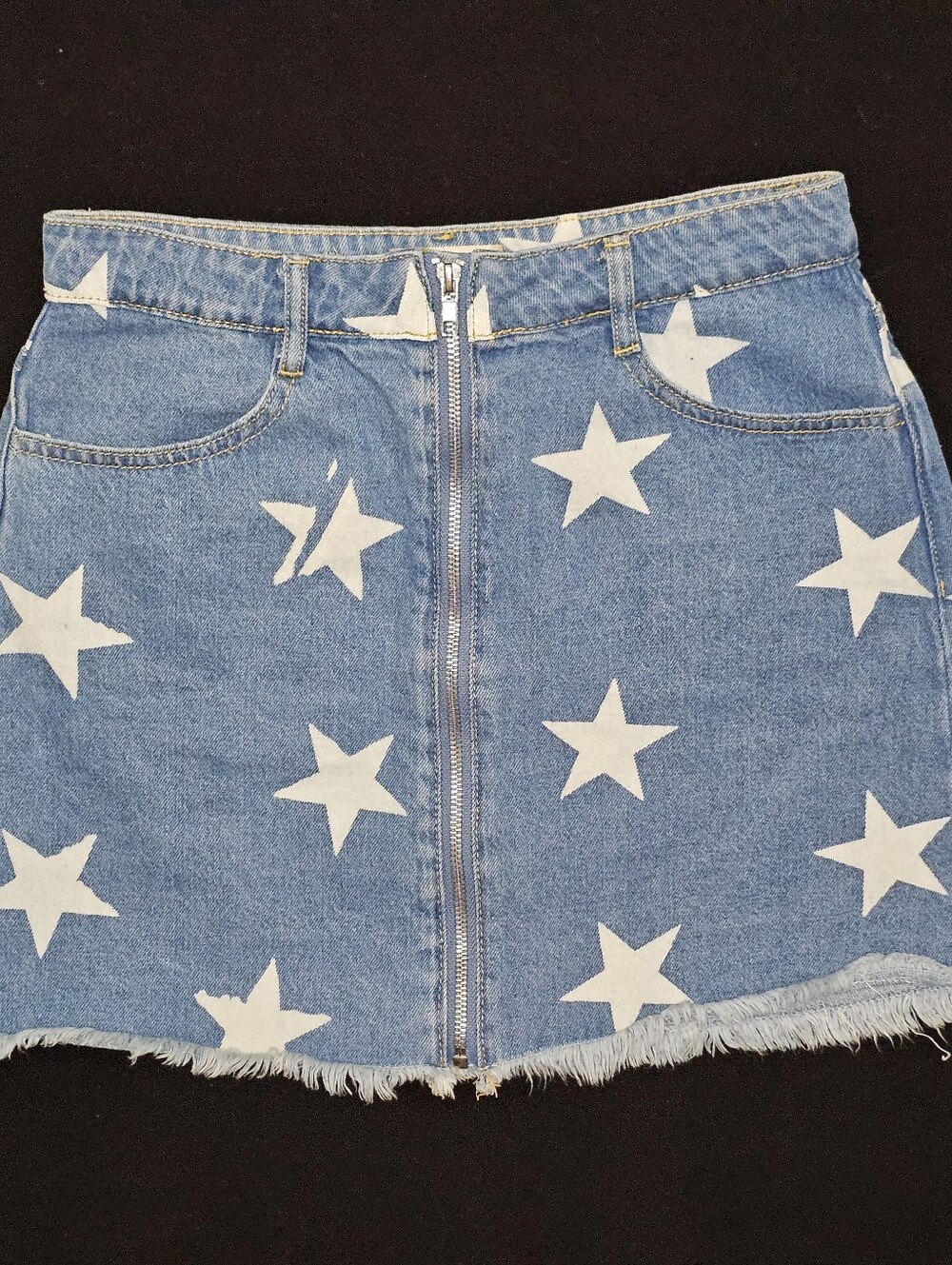 Altar'd State Small Star Print Denim Zip-Front Mini Skirt - Blue
